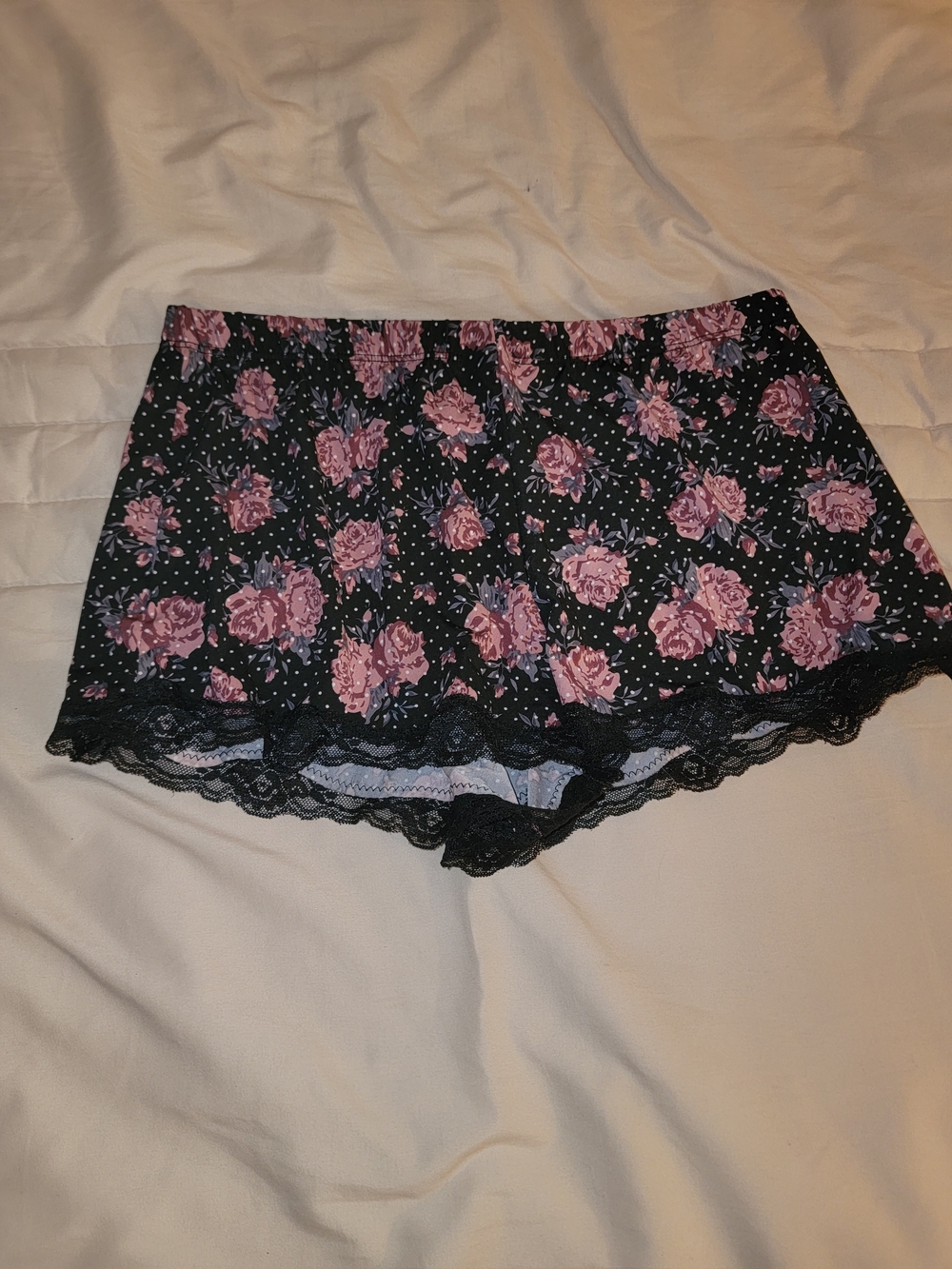 Marilyn Monroe Black Sleep Shorts with Pink Rose Print